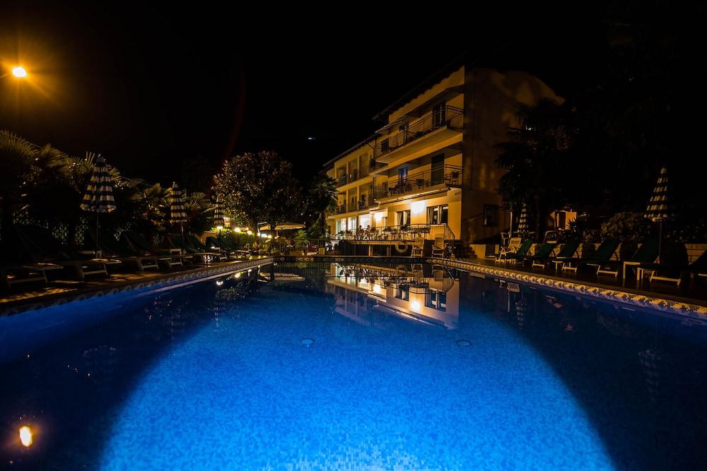 Hotel Casa Serena Malcesine Zewnętrze zdjęcie