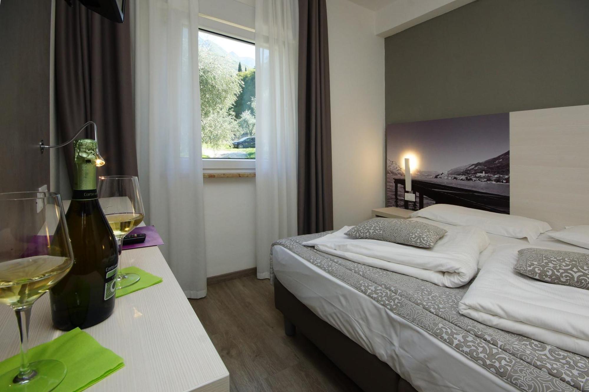 Hotel Casa Serena Malcesine Zewnętrze zdjęcie