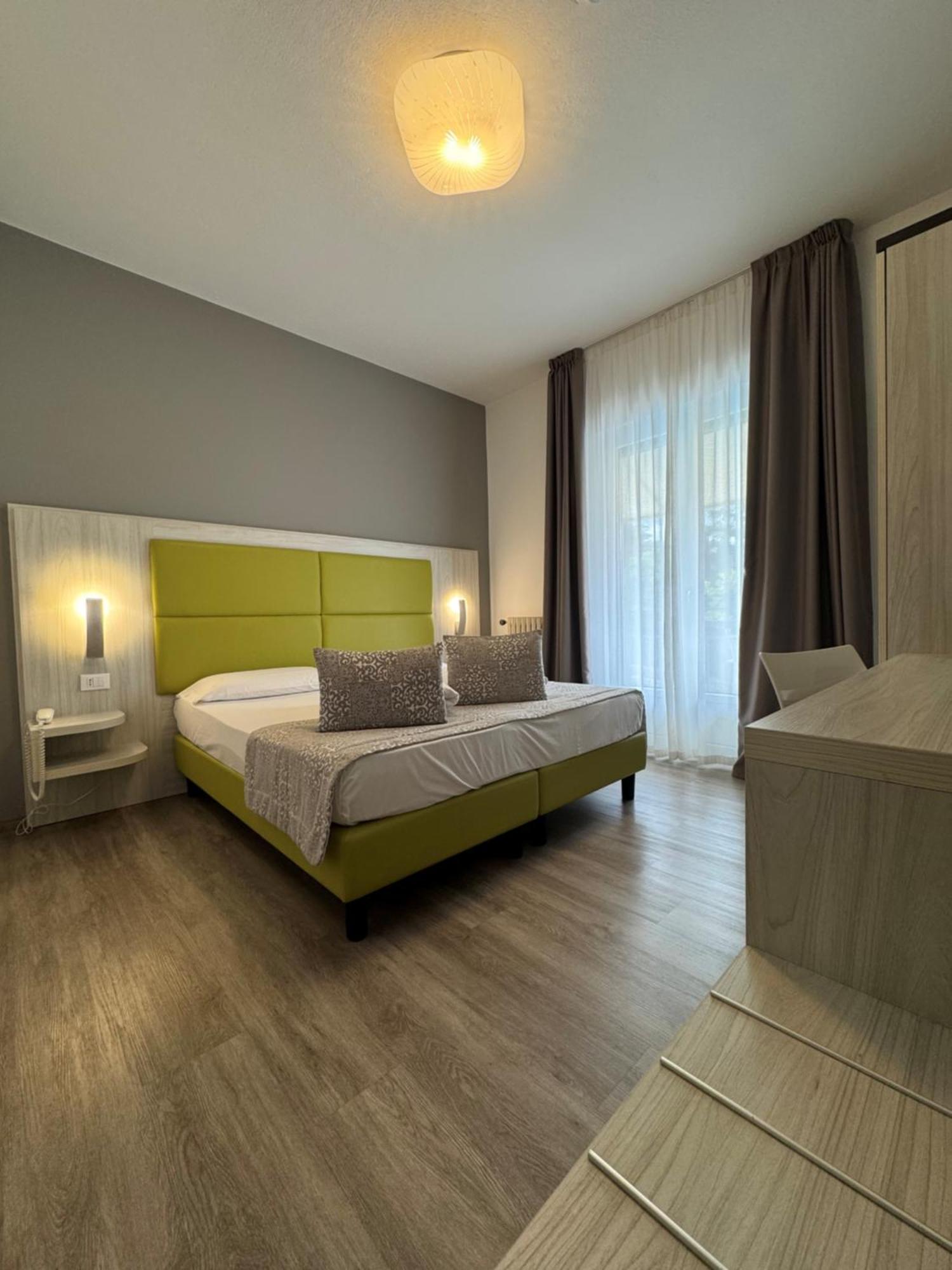 Hotel Casa Serena Malcesine Zewnętrze zdjęcie
